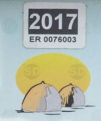 Gucasithandaze fűkunyh&oacute;k a lenyugv&oacute; nap előtt a v&iacute;zjelekkel (SD-s v&aacute;ltozat)